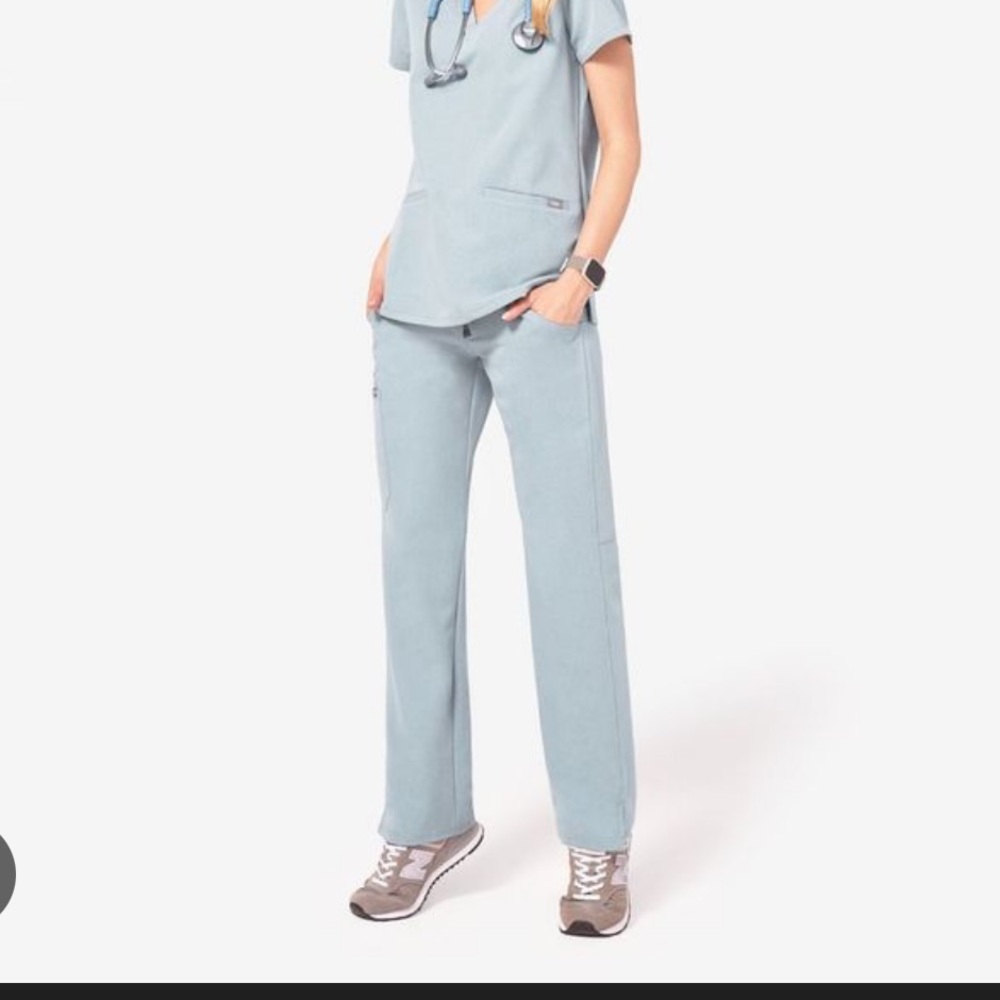 FIGS Kade Cargo Scrub Pants - Dusty Blue XS/T